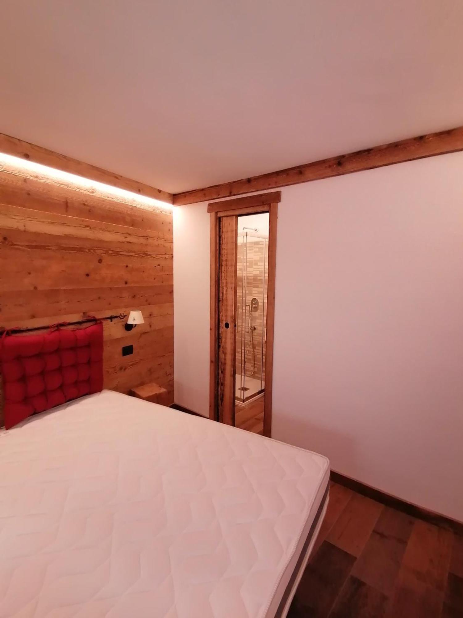 Maison De Meuny كورمايور الغرفة الصورة